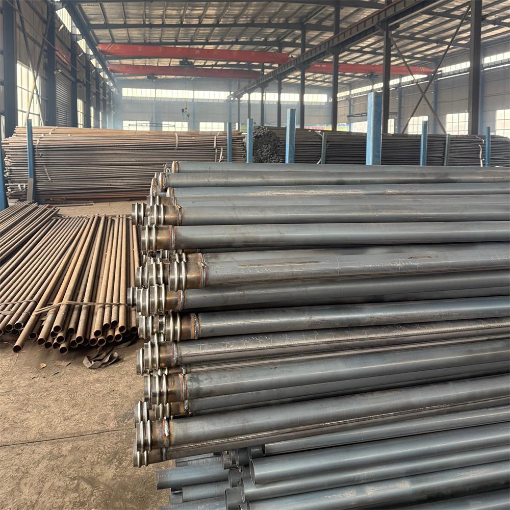 宝益德钢管龙岩市销售处 厂区及加工车间